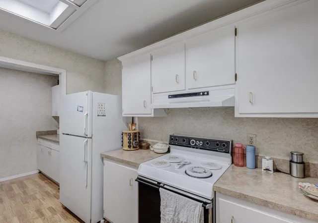 Photo 3 of Single family home for sale at 2919 Bergen Ln, Dallas, TX 75234 | MLS# 21385303 | Listing updated on 2026-09-14