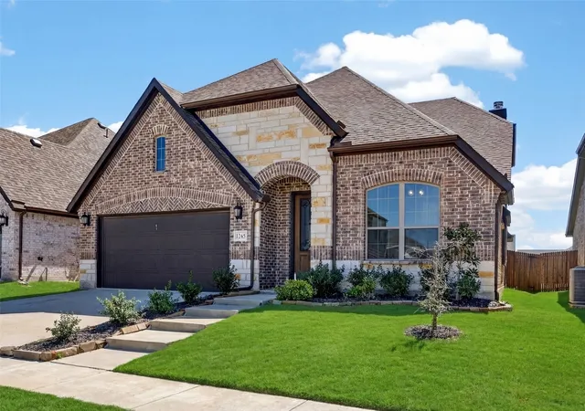 Photo 3 of Single family home for sale at 3245 Ribisl Ln, Royse City, TX 75189 | MLS# 21385333 | Listing updated on 2026-09-13