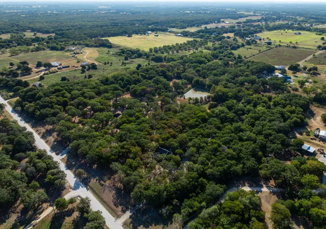 Photo 2 of Single family home for sale at 600 Hcr 1248, Whitney, TX 76692 | MLS# 21385315 | Listing updated on 2026-09-14