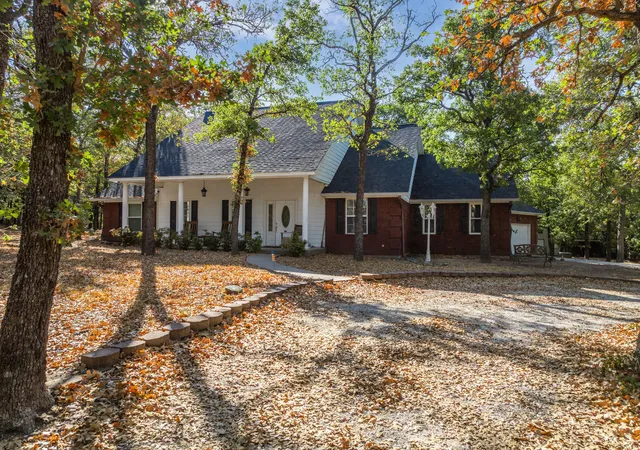 Photo 4 of Single family home for sale at 600 Hcr 1248, Whitney, TX 76692 | MLS# 21385315 | Listing updated on 2026-09-14