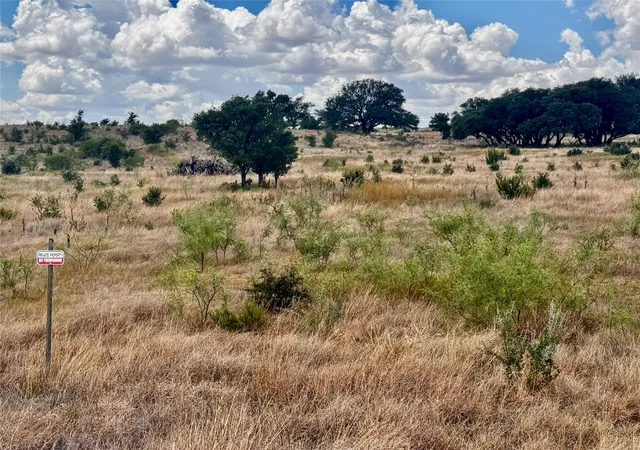 Photo 1 of Land for sale at 166 Private Rd 2621, Blackwell, TX 79506 | MLS# 21382623 | Listing updated on 2026-10-01