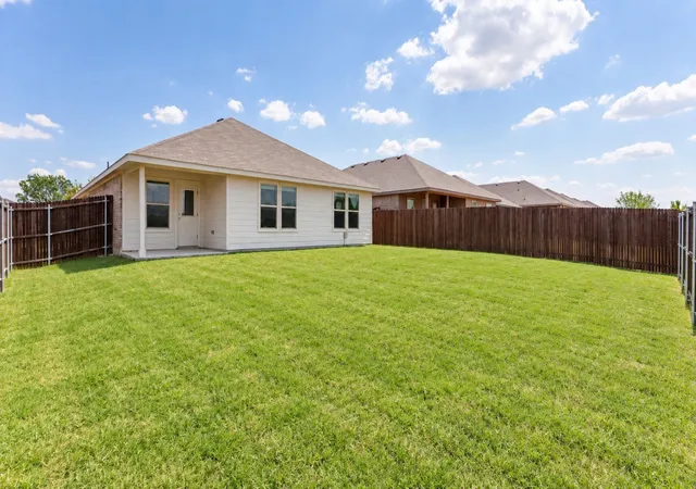 Photo 2 of Single family home for sale at 9441 Firedog Dr, Fort Worth, TX 76131 | MLS# 21385390 | Listing updated on 2026-09-14
