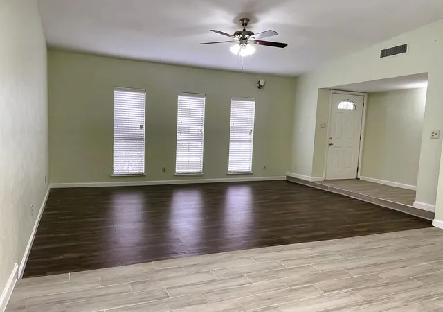 Photo 2 of Single family home for sale at 6602 Forestview Dr, Arlington, TX 76016 | MLS# 21384141 | Listing updated on 2026-09-13