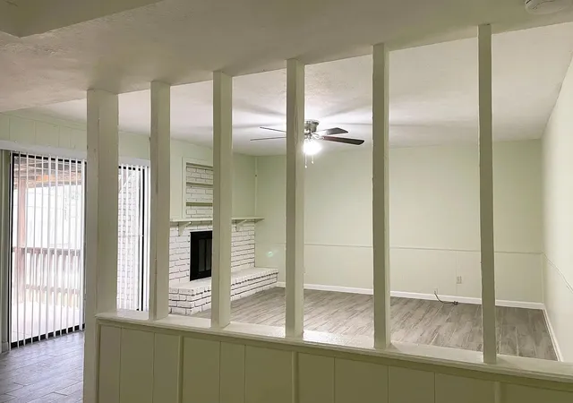 Photo 4 of Single family home for sale at 6602 Forestview Dr, Arlington, TX 76016 | MLS# 21384141 | Listing updated on 2026-09-13