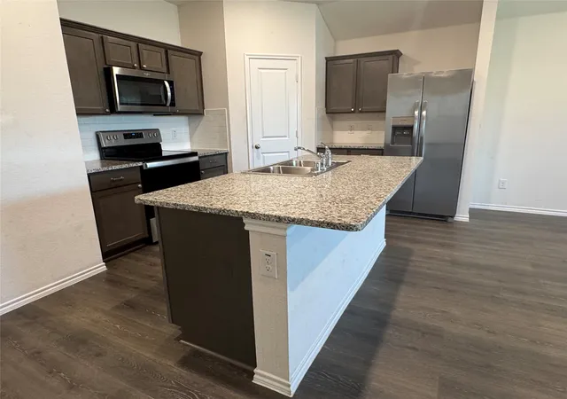 Photo 4 of Single family home for sale at 110 Alydar Ln, Caddo Mills, TX 75135 | MLS# 21385344 | Listing updated on 2026-09-13