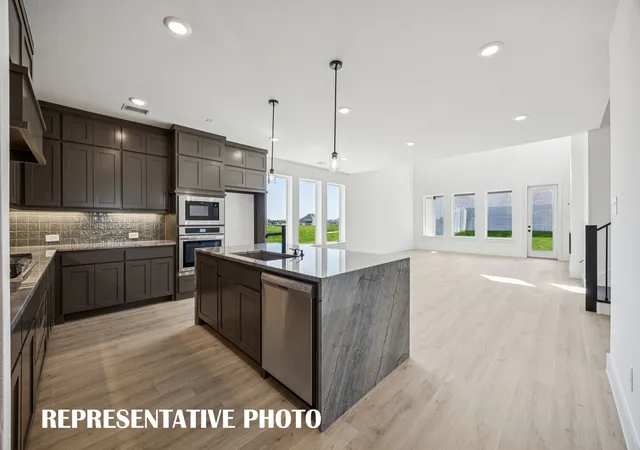 Photo 4 of Single family home for sale at 4612 Tippett Dr, Mc Kinney, TX 75071 | MLS# 21385342 | Listing updated on 2026-09-13