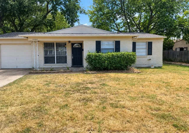 Photo 1 of Single family home for sale at 3204 Caribbean Dr, Mesquite, TX 75150 | MLS# 21385377 | Listing updated on 2026-09-14