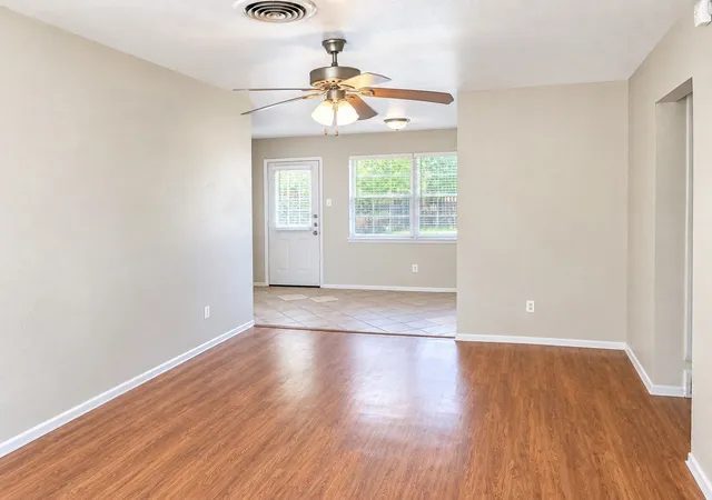 Photo 3 of Single family home for sale at 3204 Caribbean Dr, Mesquite, TX 75150 | MLS# 21385377 | Listing updated on 2026-09-14