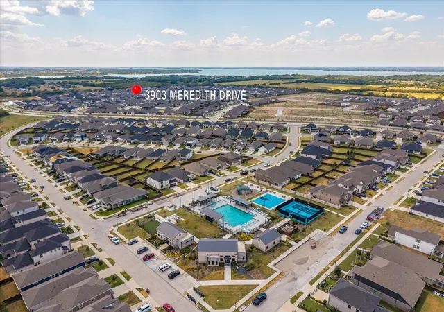 Photo 3 of Single family home for sale at 3903 Meredith Dr, Farmersville, TX 75442 | MLS# 21382388 | Listing updated on 2026-09-14
