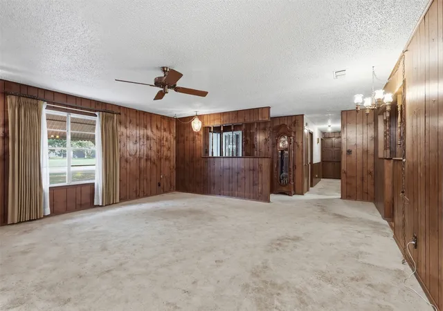 Photo 4 of Single family home for sale at 221 County Rd 3220, Mount Pleasant, TX 75455 | MLS# 21385432 | Listing updated on 2026-09-14