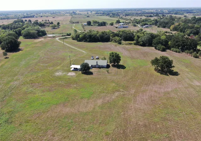 Photo 2 of Single family home for sale at 3281 Lcr 486, Mexia, TX 76667 | MLS# 21385457 | Listing updated on 2026-09-14