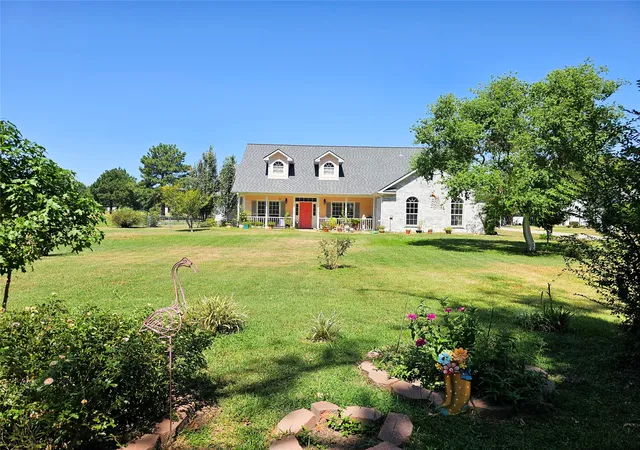 Photo 1 of Single family home for sale at 175 Private Rd 6605, Mineola, TX 75773 | MLS# 21385163 | Listing updated on 2026-09-21