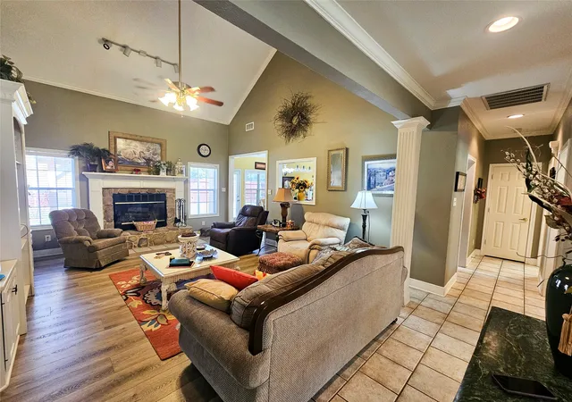 Photo 3 of Single family home for sale at 175 Private Rd 6605, Mineola, TX 75773 | MLS# 21385163 | Listing updated on 2026-09-21