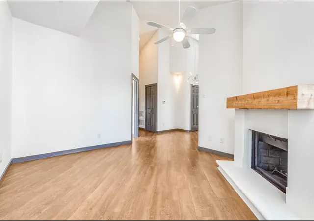 Photo 3 of Condo for sale at 4800 W Lovers Ln #315, Dallas, TX 75209 | MLS# 21385524 | Listing updated on 2026-09-14