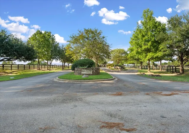Land for sale at Tbd Shore Crst Way, Athens, TX 75752 | MLS# 21385506