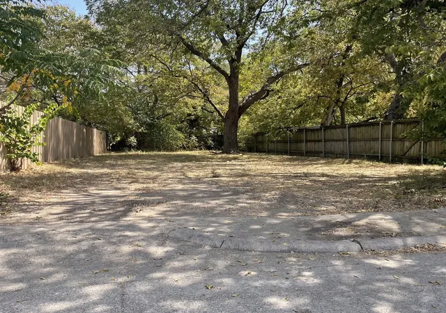 Photo 1 of Land for sale at 4408 Helen St, Dallas, TX 75223 | MLS# 21385556 | Listing updated on 2026-09-14