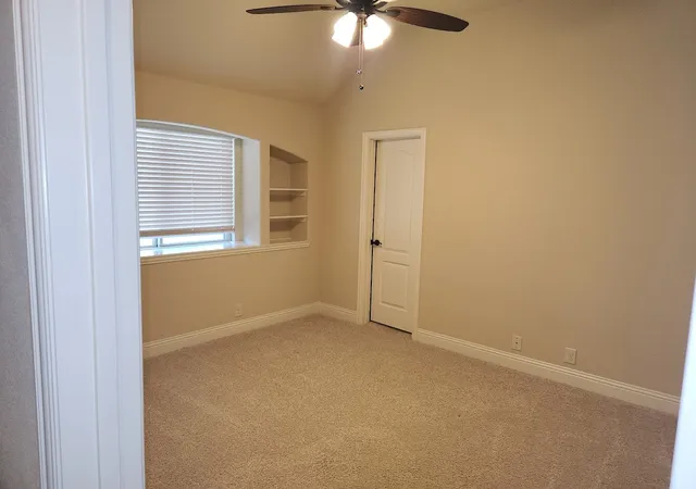 Photo 3 of Single family home for sale at 3109 Midnight Moon Dr, Mesquite, TX 75181 | MLS# 21385302 | Listing updated on 2026-09-14