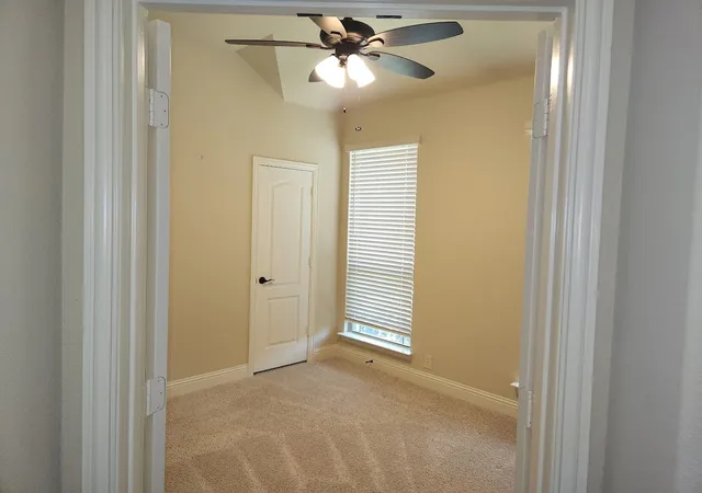 Photo 4 of Single family home for sale at 3109 Midnight Moon Dr, Mesquite, TX 75181 | MLS# 21385302 | Listing updated on 2026-09-14