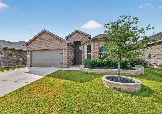 Photo 3 of Single family home for sale at 1705 Chamaeleon Dr, Haslet, TX 76052 | MLS# 21385560 | Listing updated on 2026-09-16