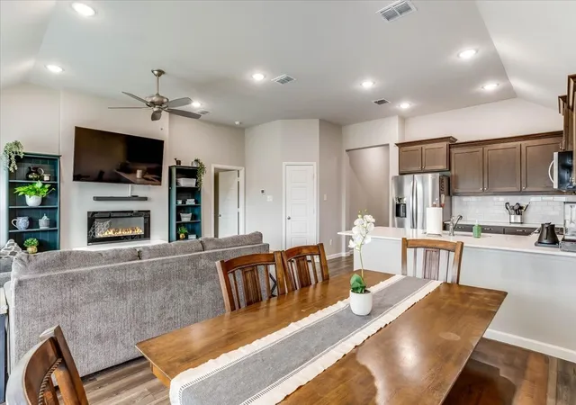 Photo 3 of Single family home for sale at 3423 Flatiron Dr, Royse City, TX 75189 | MLS# 21385483 | Listing updated on 2026-09-26