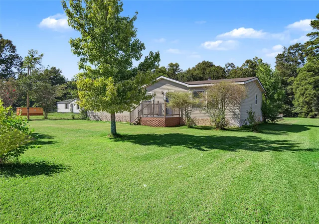 Photo 3 of Manufactured home for sale at 6936 Conner Ln, Shreveport, LA 71107 | MLS# 21385331 | Listing updated on 2026-09-14