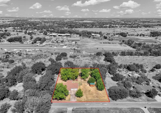 Photo 1 of Single family home for sale at 896 Randy Dr, Woodway, TX 76712 | MLS# 21379791 | Listing updated on 2026-09-30