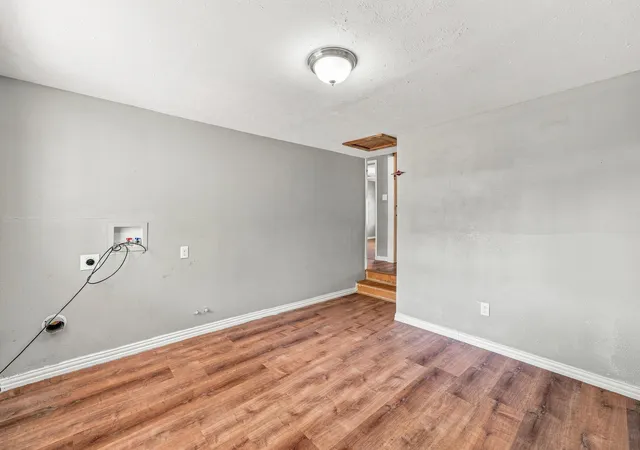 Photo 4 of Single family home for sale at 1397 N Estes St, Stephenville, TX 76401 | MLS# 21378560 | Listing updated on 2026-09-14