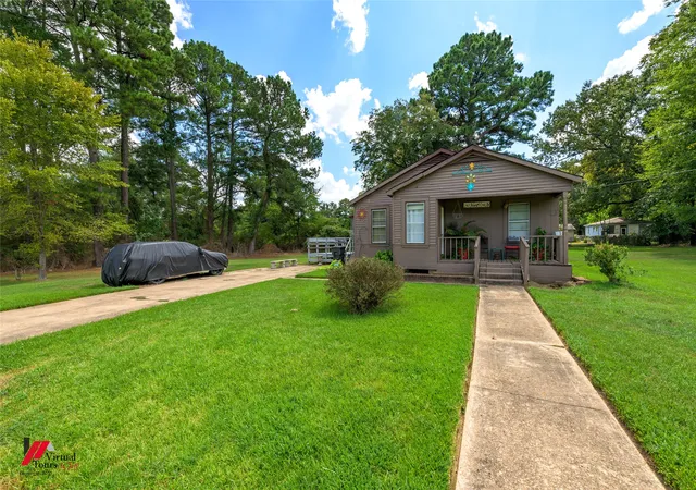 Photo 2 of Single family home for sale at 5825 Grantham St, Shreveport, LA 71129 | MLS# 21383013 | Listing updated on 2026-09-14