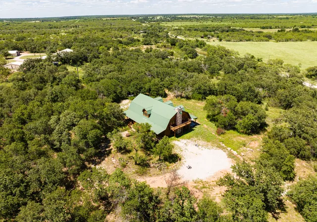 Photo 3 of Single family home for sale at 1992 County Rd 330, Eastland, TX 76448 | MLS# 21385682 | Listing updated on 2026-09-29