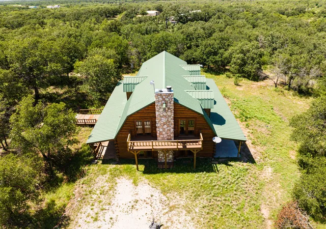 Photo 4 of Single family home for sale at 1992 County Rd 330, Eastland, TX 76448 | MLS# 21385682 | Listing updated on 2026-09-29