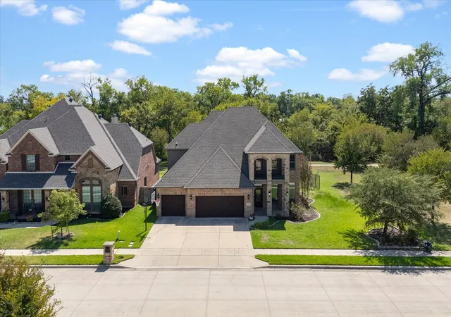 Photo 2 of Single family home for sale at 9300 Wood Duck Dr, Fort Worth, TX 76118 | MLS# 21383697 | Listing updated on 2026-09-15