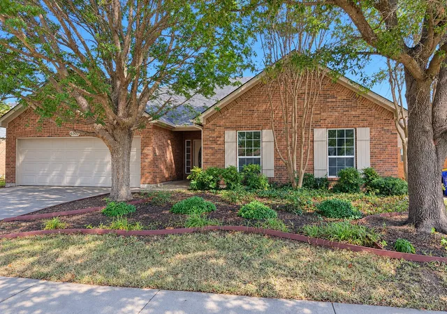 Photo 1 of Single family home for sale at 6549 Blue Grass Dr, Watauga, TX 76148 | MLS# 21381112 | Listing updated on 2026-09-14