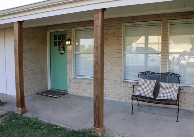 Photo 2 of Single family home for sale at 47 Starview Dr, Malakoff, TX 75148 | MLS# 21367438 | Listing updated on 2026-09-18