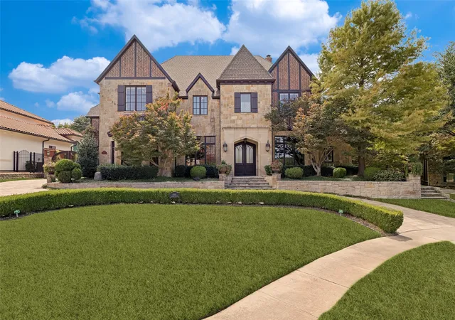 Photo 1 of Sale Pending at 4865 Orchard Park Dr, Frisco, TX 75034 | MLS# 21380248 | Listing updated on 2026-09-21