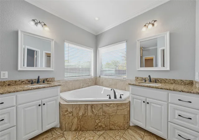 Photo 4 of Single family home for sale at 17821 Fm 3080, Mabank, TX 75147 | MLS# 21385813 | Listing updated on 2026-10-07