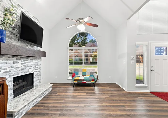 Photo 4 of Single family home for sale at 5108 Feather Crst, Mc Kinney, TX 75072 | MLS# 21385027 | Listing updated on 2026-09-14