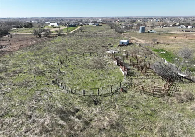 Photo 4 of Land for sale at 8824 Clearview Dr, Joshua, TX 76058 | MLS# 21385840 | Listing updated on 2026-09-14