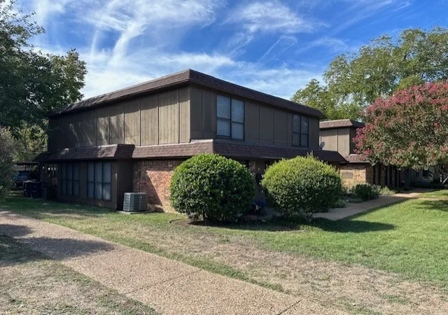 Photo 2 of Multi family home for sale at 4909 El Campo Ave #A,B,C,D, Fort Worth, TX 76107 | MLS# 21385470 | Listing updated on 2026-09-14