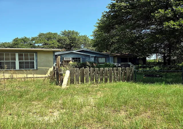 Photo 2 of Single family home for sale at 1976 County Rd 527, Baird, TX 79504 | MLS# 21385544 | Listing updated on 2026-10-01