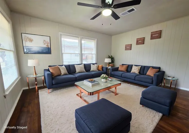 Photo 3 of Sale Pending at 424 E Ellen Ave, Hurst, TX 76053 | MLS# 21380543 | Listing updated on 2026-09-22
