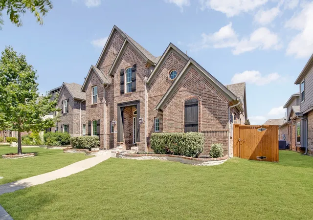Photo 2 of Single family home for sale at 5624 Domer Dr, Frisco, TX 75035 | MLS# 21381860 | Listing updated on 2026-09-26