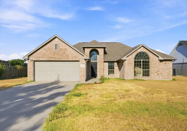 Photo 1 of Single family home for sale at 509 Jouette St, Farmersville, TX 75442 | MLS# 21383141 | Listing updated on 2026-09-14