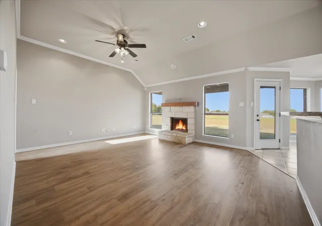 Photo 3 of Single family home for sale at 509 Jouette St, Farmersville, TX 75442 | MLS# 21383141 | Listing updated on 2026-09-14