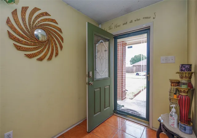 Photo 3 of Single family home for sale at 2748 Maegen Cir, Fort Worth, TX 76112 | MLS# 21385563 | Listing updated on 2026-09-14