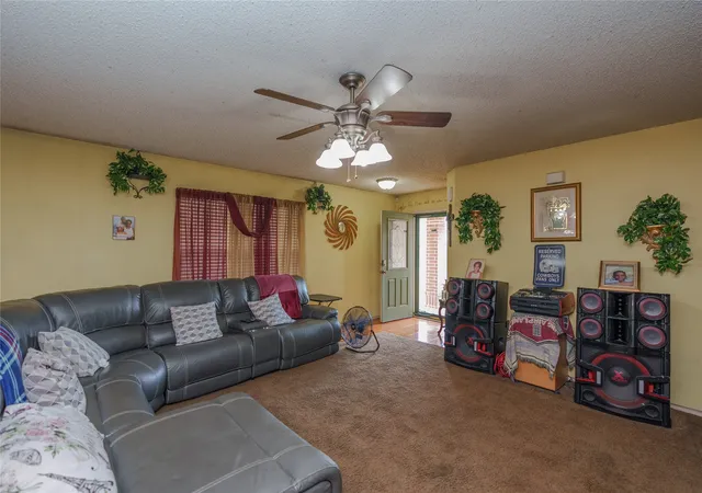 Photo 4 of Single family home for sale at 2748 Maegen Cir, Fort Worth, TX 76112 | MLS# 21385563 | Listing updated on 2026-09-14