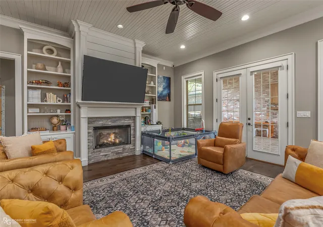 Photo 3 of Single family home for sale at 106 Vieux Carre, Bossier City, LA 71111 | MLS# 21385050 | Listing updated on 2026-09-14