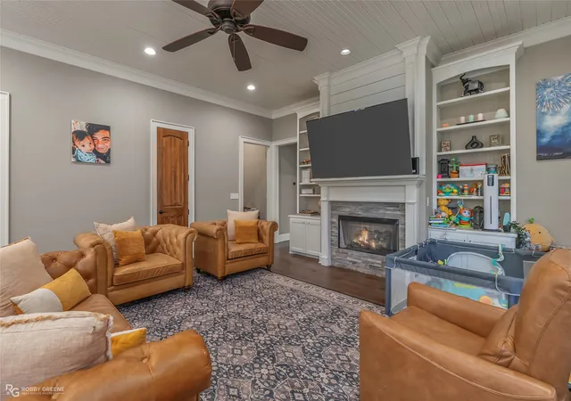 Photo 4 of Single family home for sale at 106 Vieux Carre, Bossier City, LA 71111 | MLS# 21385050 | Listing updated on 2026-09-14