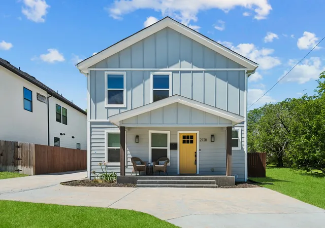 Single family home for sale at 2728 Livingston Ave, Fort Worth, TX 76110 | MLS# 21386026 | Listing updated on 2026-09-14