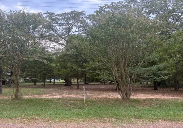 Photo 2 of Land for sale at 000 Jim Bowie Ln, Malakoff, TX 75148 | MLS# 21386038 | Listing updated on 2026-09-18