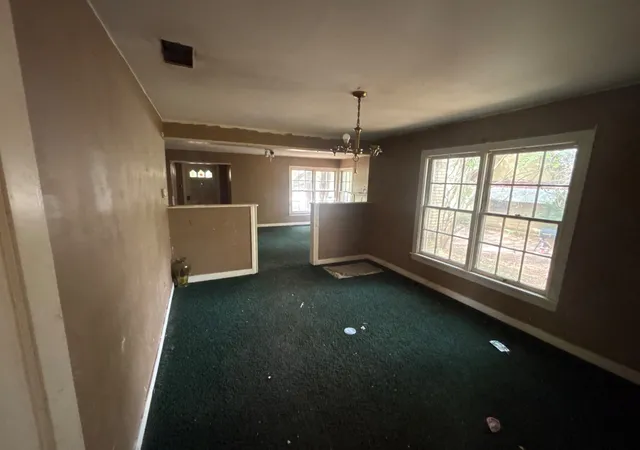 Photo 3 of Single family home for sale at 212 Sunset Ave, Jacksonville, TX 75766 | MLS# 21385953 | Listing updated on 2026-09-15